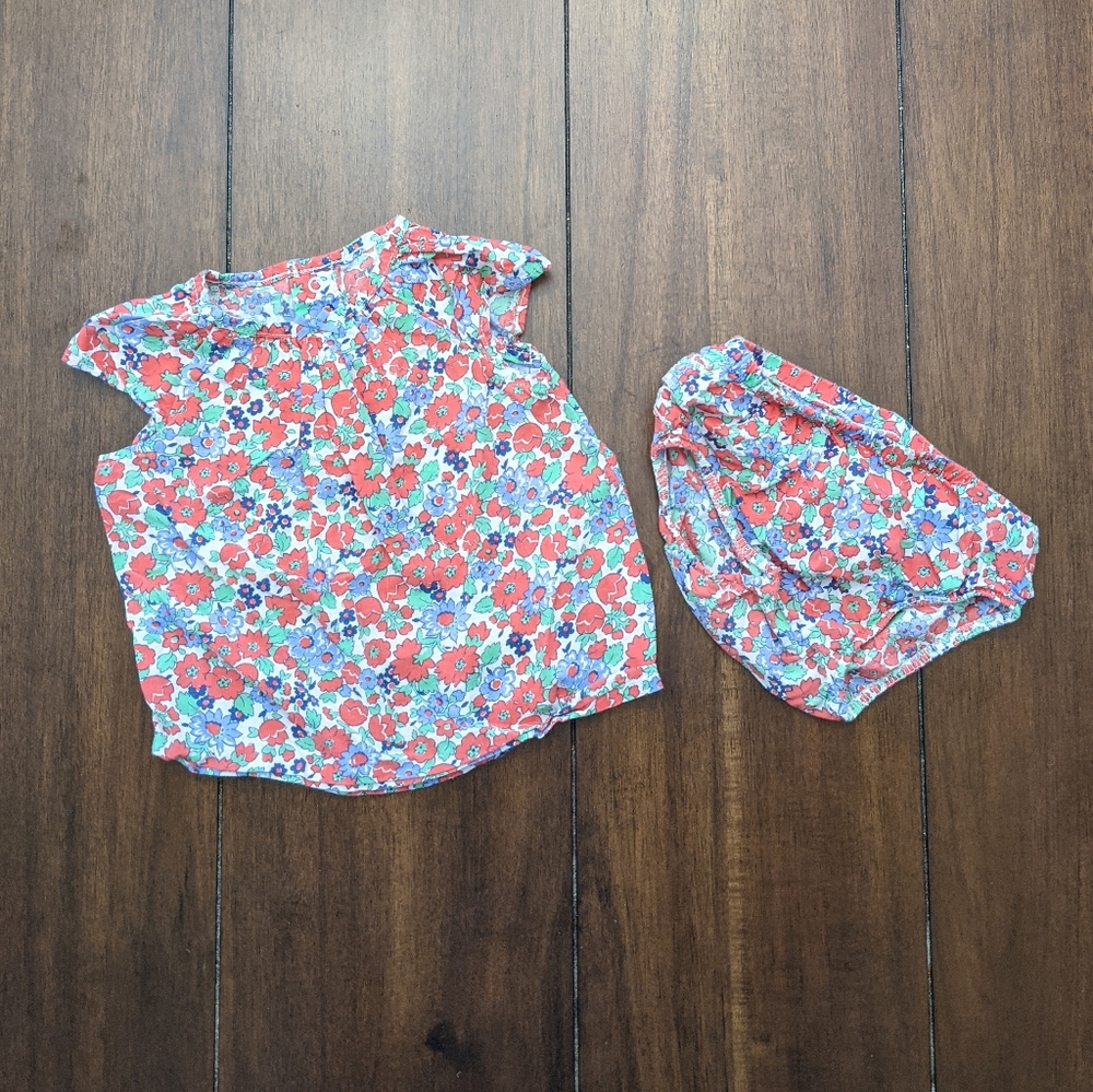 Carter's girls outfit